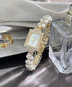 French Romantic Double-Row Exquisite Small Pearl Bracelet Watch Square Diamond-Encrusted Light Luxury Ladies Quartz Watch